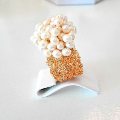 HANDMADE RING PEARL KNITTED GOLD