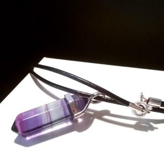 PENDANT FLUORITE DOUBLE POINTED LEATHER